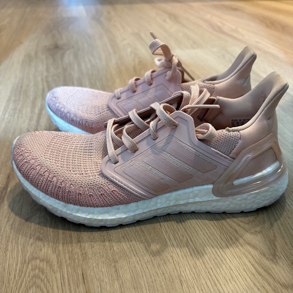 Women’s Adidas Ultraboost | Size 7.5 - Like New